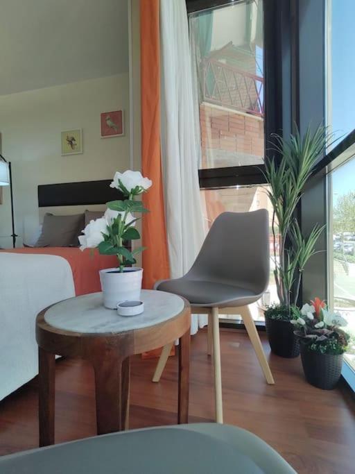 Madrid Alcotour Apto Trabajo Y Relax Alcobendas Dış mekan fotoğraf